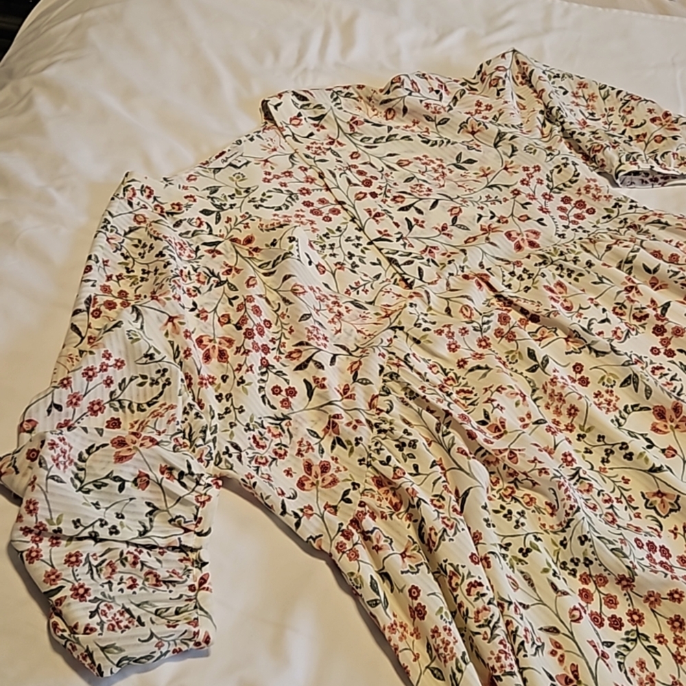 Reitmans printed mini dress. Size L